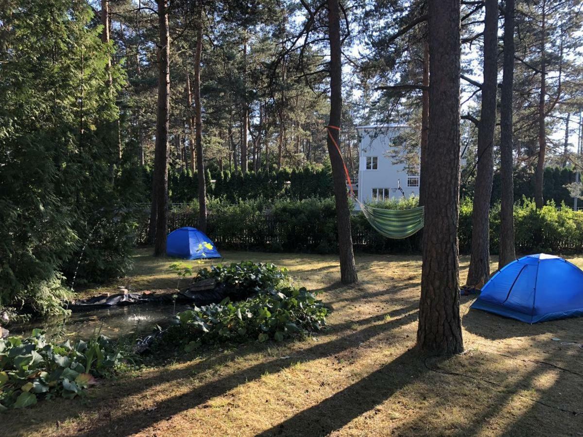 Freedom65 Hostel&Caravan Tallinn Buitenkant foto
